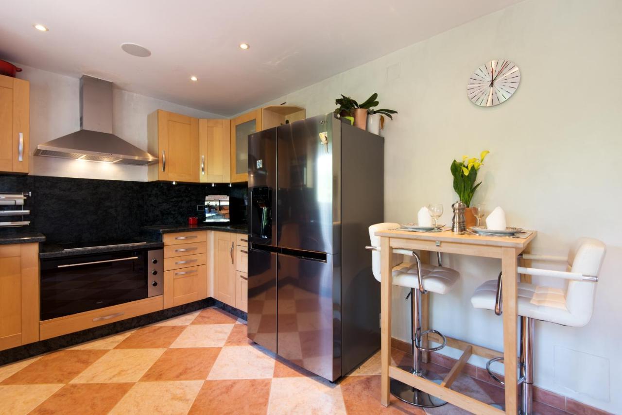 Villa Palm Beach Marina Benalmadena 3 Min Walking From The Sea Экстерьер фото
